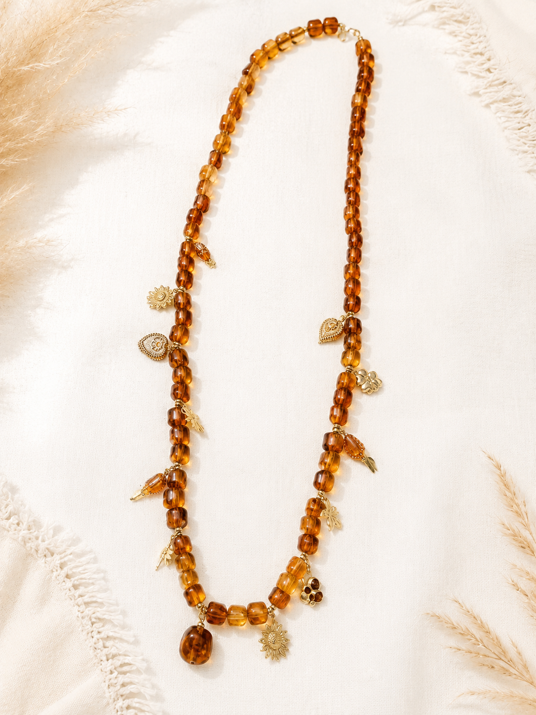 Collier ambré PIA