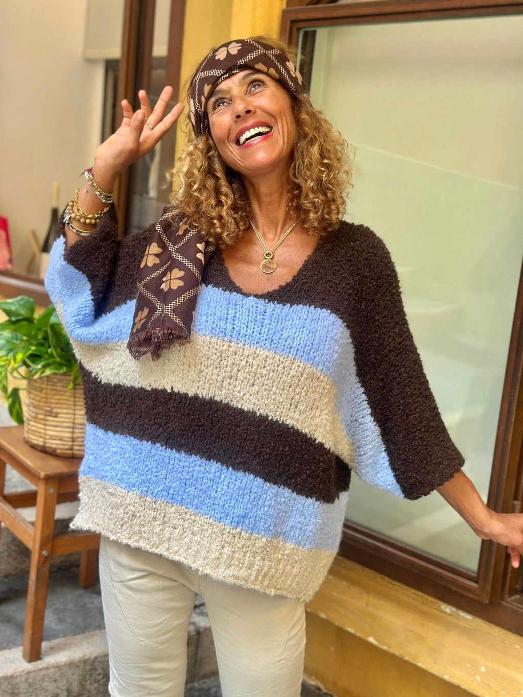 Pull marron/bleu LORA
