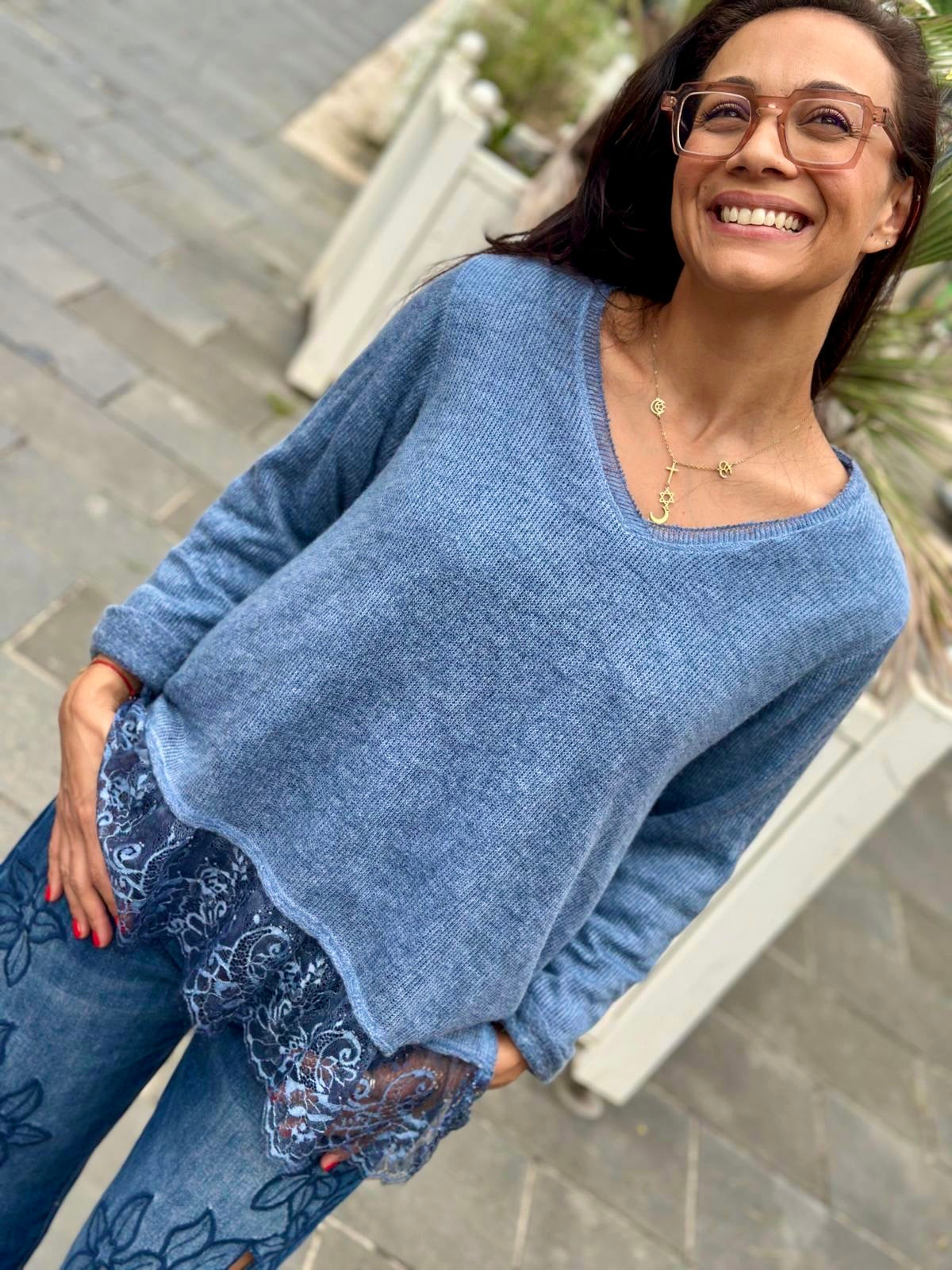 Pull bleu DENTELLA