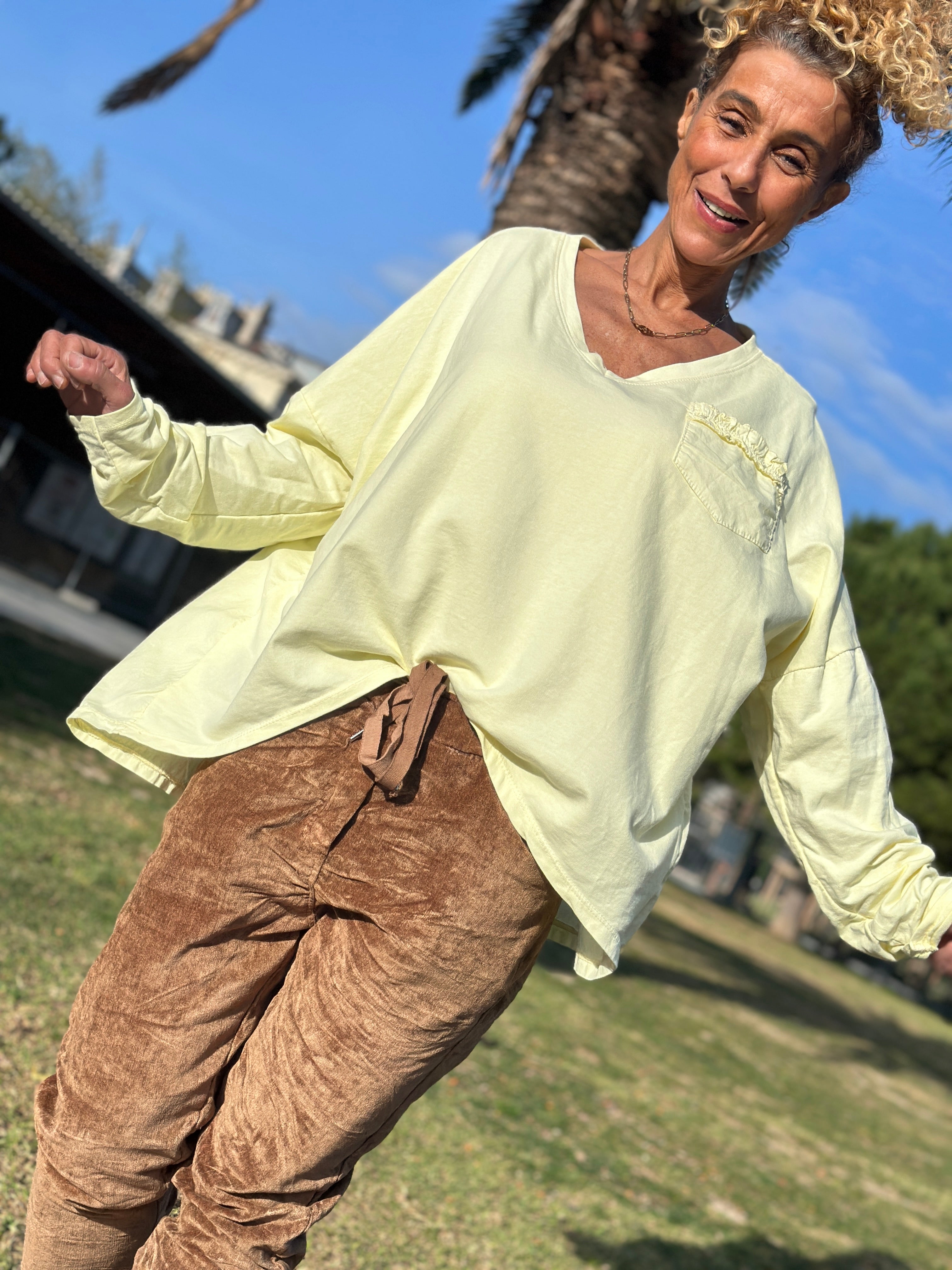 Sweat fin jaune POCHE FROUFROU