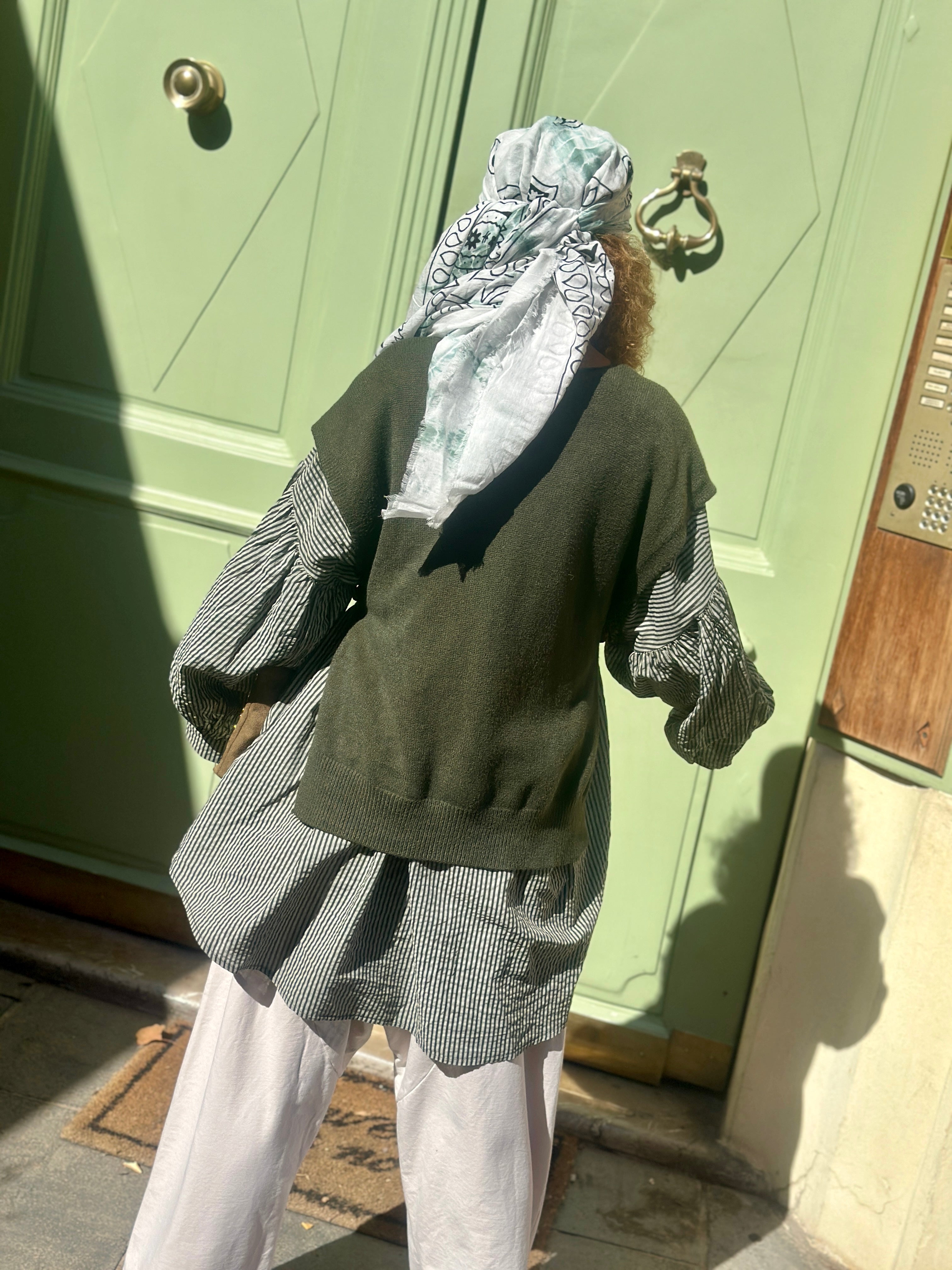Pull sans manche kaki VIVIA