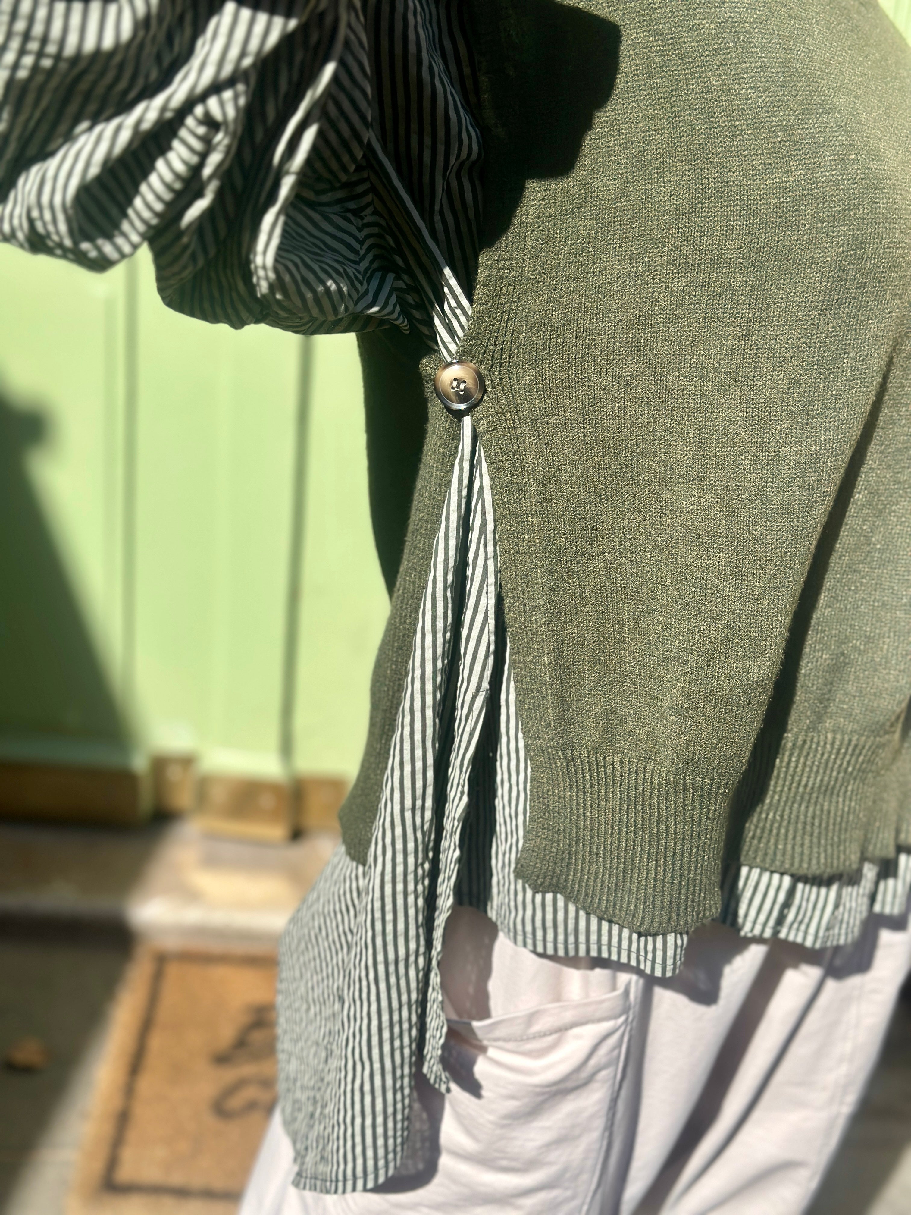 Pull sans manche kaki VIVIA