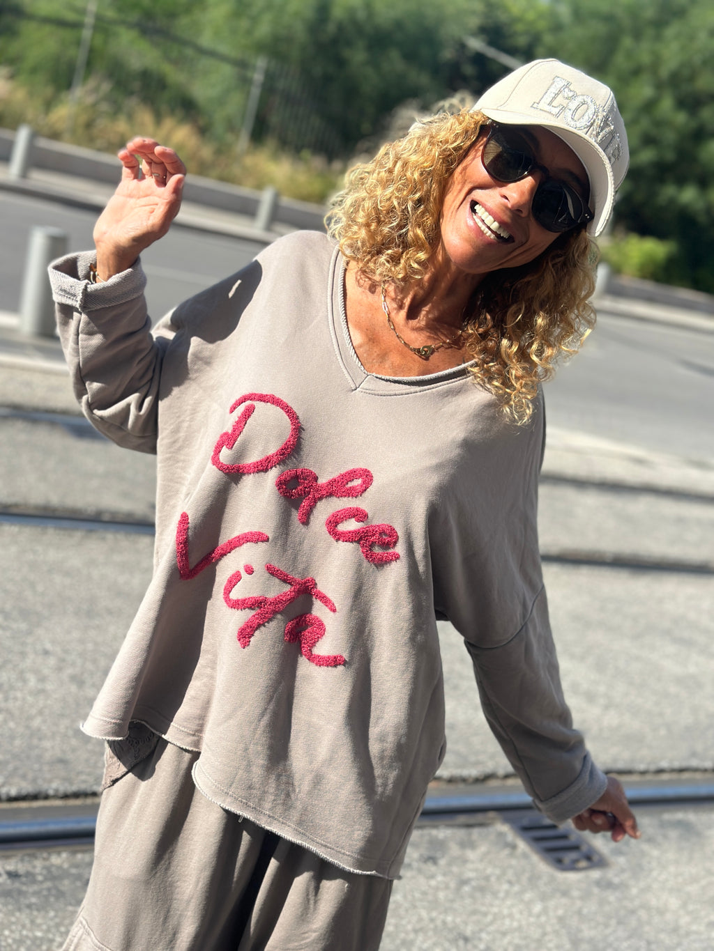 Sweat taupe DOLCE VITA