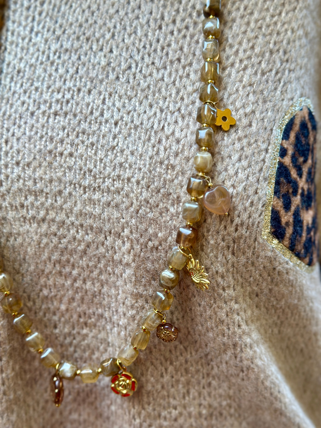 Collier beige BRELOQUES