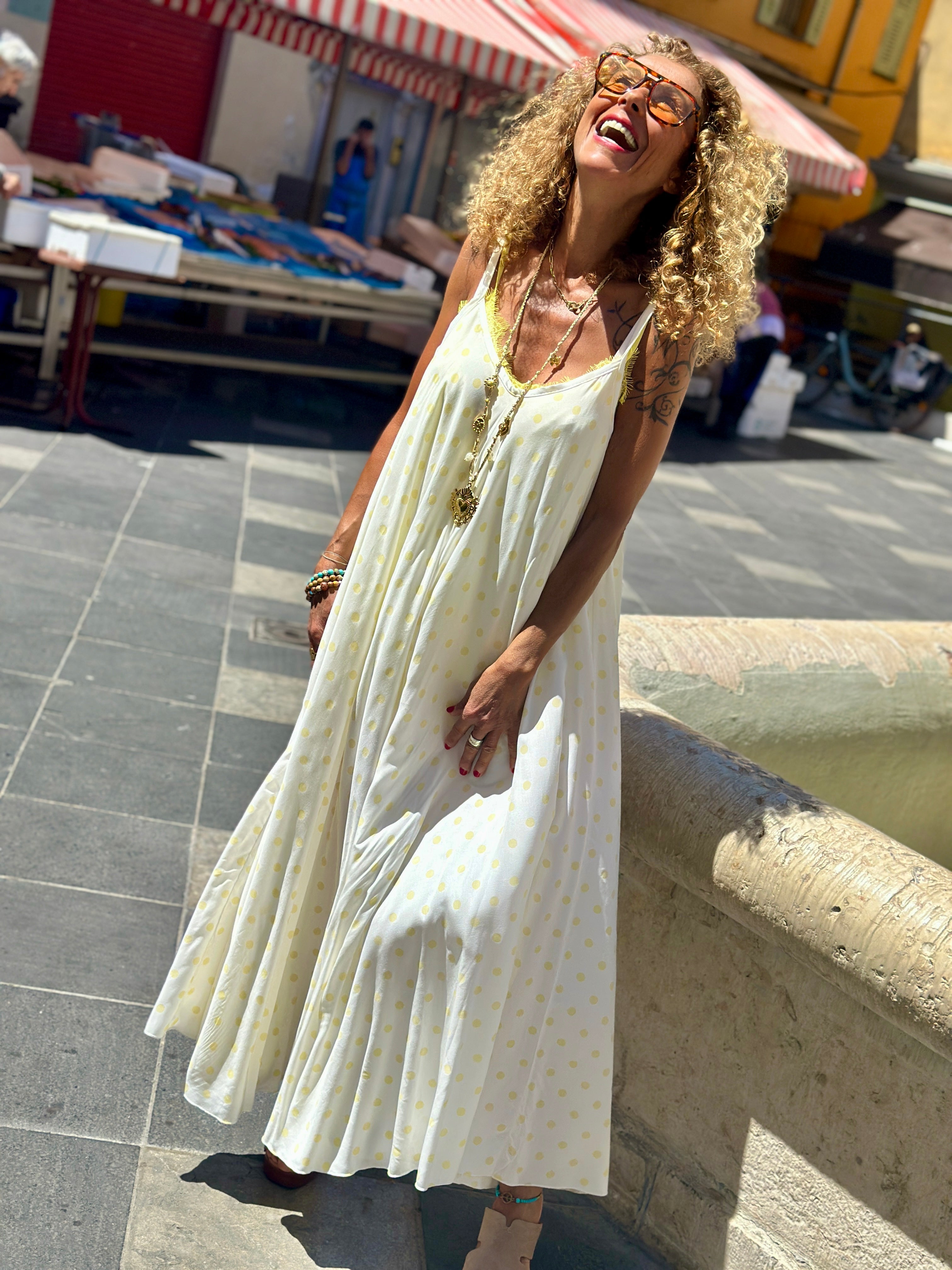 Robe blanche/jaune POIS