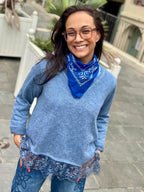 Pull bleu DENTELLA