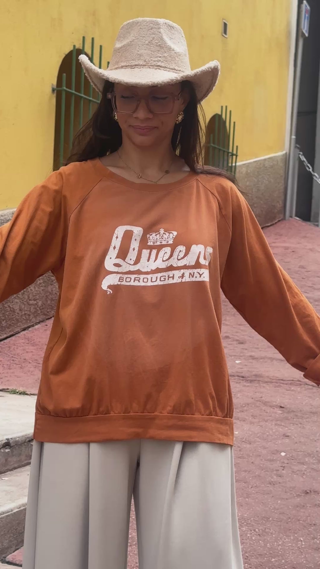 Sweat brique QUEENS